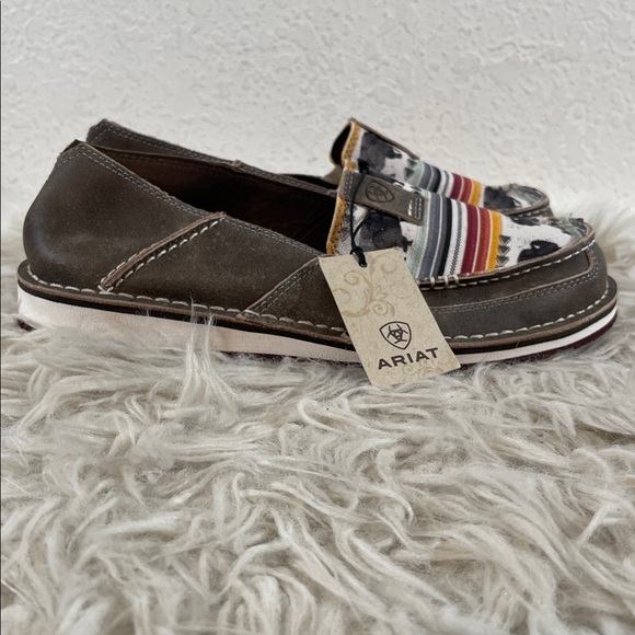 ARIAT BUFFALO PRINT CASUAL VAMP CRUISER SHOES SLIP ON- MOC TOE Size 8 NEW - Picture 4 of 12